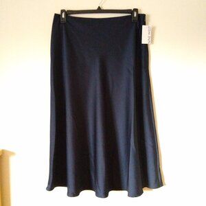 NINE  WEST SATIN MIDI SKIRT. NWT